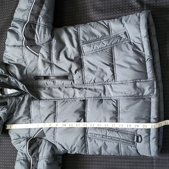 F.O.G. by London Fog, gray coat, size medium (10-12) - Picture 11 of 12